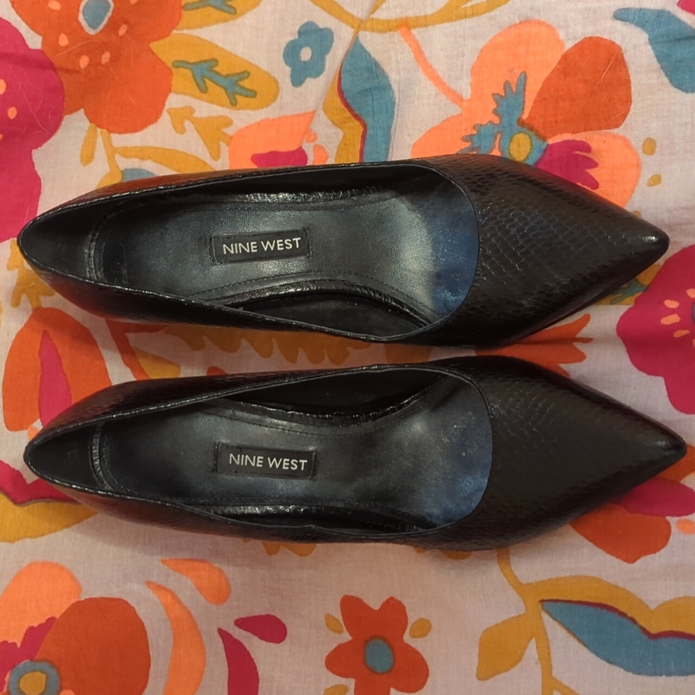 Black Nine West pumps size 7